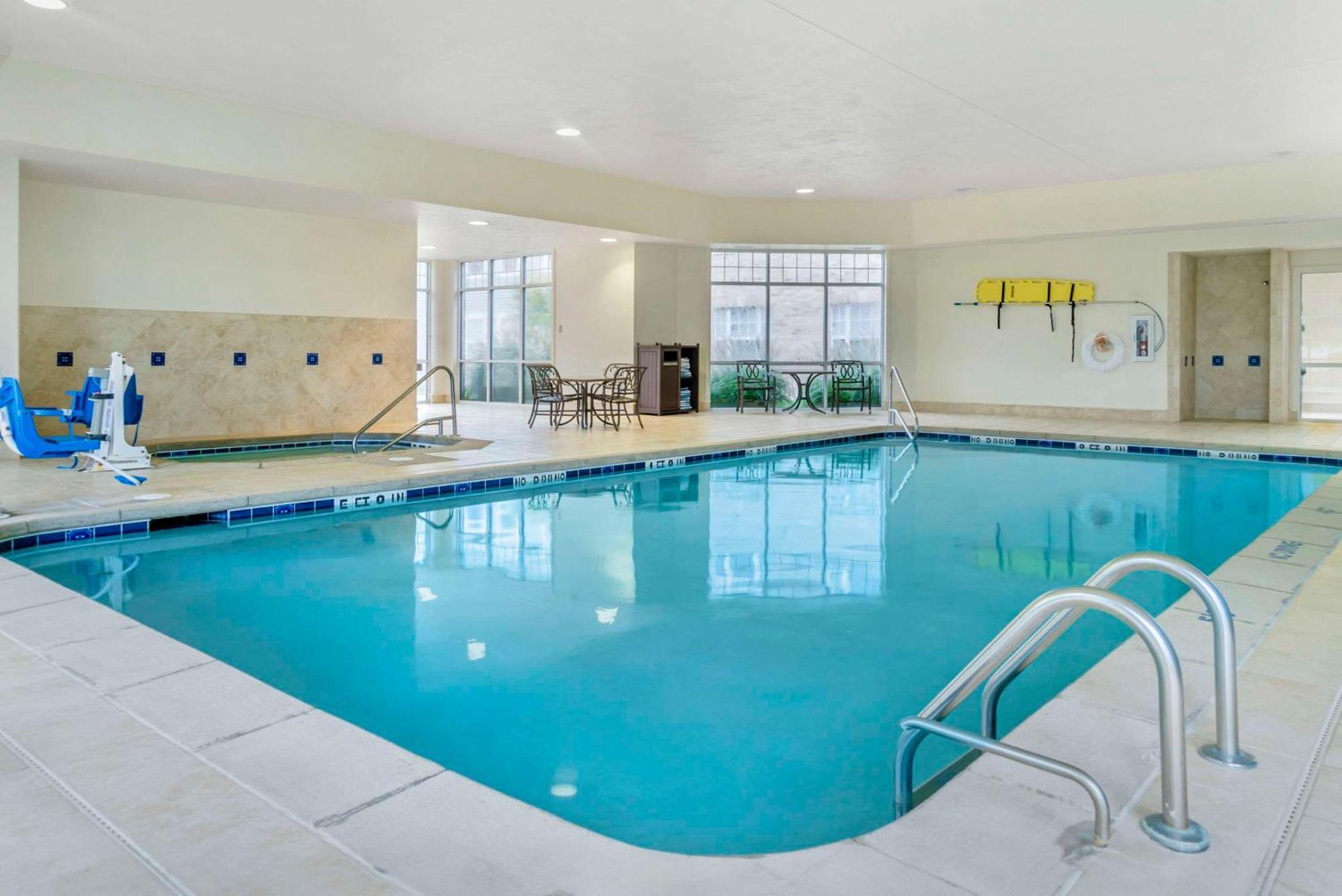 Comfort Inn Plainwell Dış mekan fotoğraf