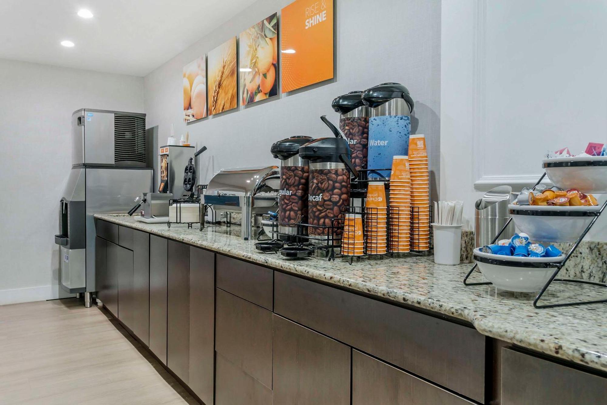 Comfort Inn Plainwell Dış mekan fotoğraf